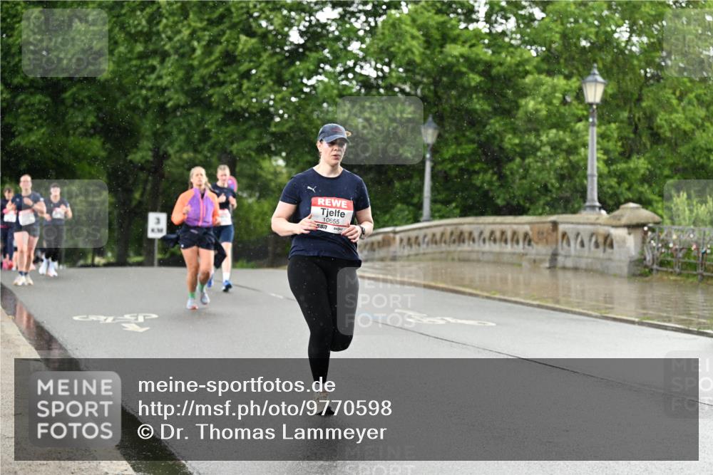 14.06.2026 - REWE Women's Run Dr. Thomas Lammeyer http://msf.ph/oto/9770598 14.06.2026 09:48:16 Laufen 10655, 557 meine-sportfotos.de
