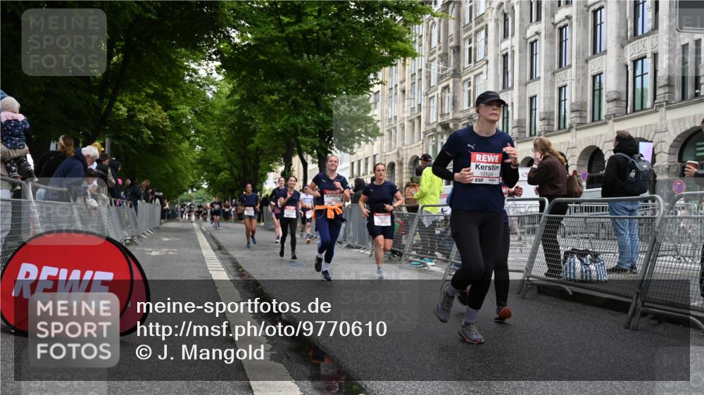 14.06.2026 - REWE Women's Run J. Mangold http://msf.ph/oto/9770610 14.06.2026 09:56:24 Ziel 10018, 10156, 10399, 10438, 10465, 10547, 10781, 10782, 11007, 11415, 11516 meine-sportfotos.de