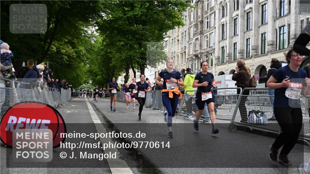 14.06.2026 - REWE Women's Run J. Mangold http://msf.ph/oto/9770614 14.06.2026 09:56:25 Ziel 10156, 10399, 10438, 10465, 10547, 10781, 10782, 11007, 11415, 11516 meine-sportfotos.de