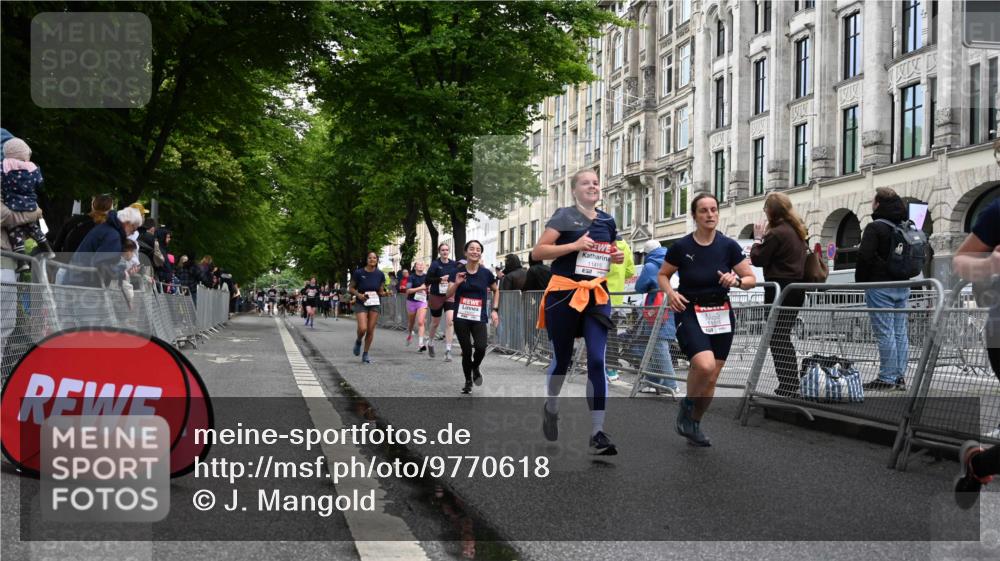 14.06.2026 - REWE Women's Run J. Mangold http://msf.ph/oto/9770618 14.06.2026 09:56:25 Ziel 10156, 10399, 10438, 10465, 10547, 10781, 10782, 11007, 11415, 11516 meine-sportfotos.de