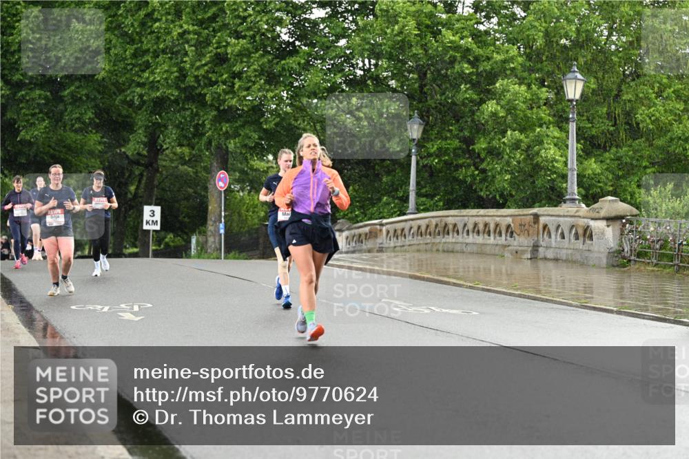 14.06.2026 - REWE Women's Run Dr. Thomas Lammeyer http://msf.ph/oto/9770624 14.06.2026 09:48:17 Laufen 3 meine-sportfotos.de