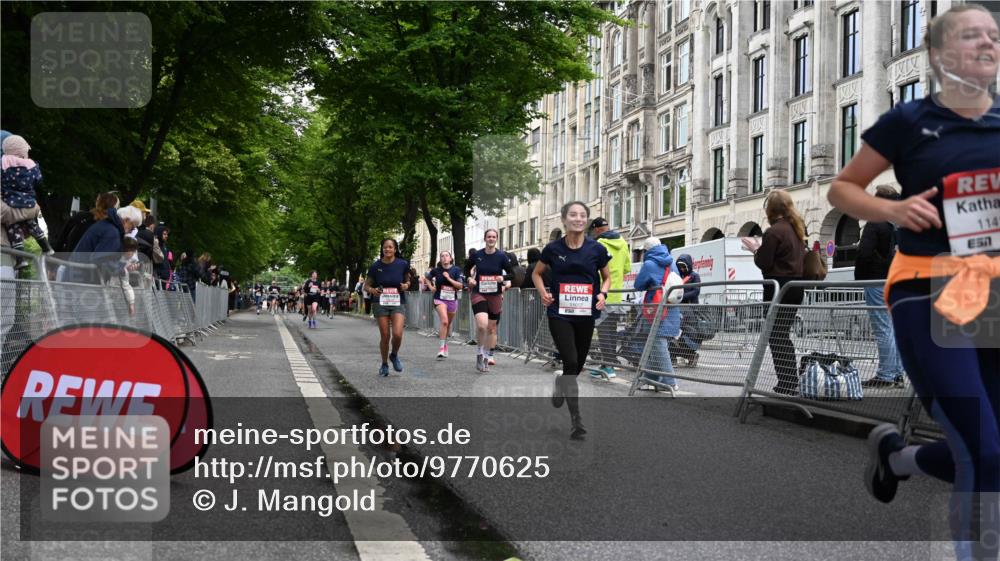 14.06.2026 - REWE Women's Run J. Mangold http://msf.ph/oto/9770625 14.06.2026 09:56:26 Ziel 10156, 10399, 10438, 10465, 10547, 10781, 10782, 11007, 11415, 11516 meine-sportfotos.de