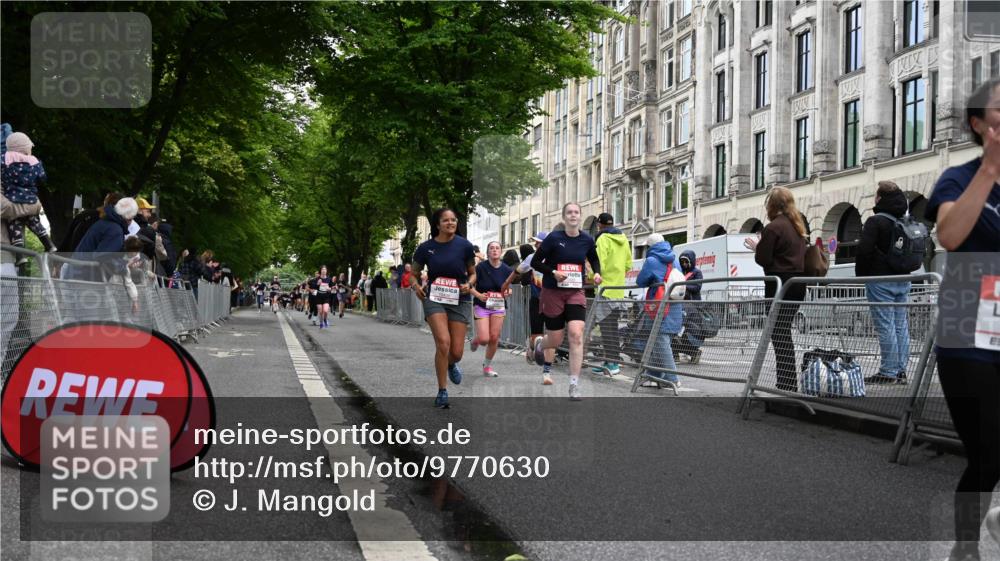 14.06.2026 - REWE Women's Run J. Mangold http://msf.ph/oto/9770630 14.06.2026 09:56:27 Ziel 10156, 10399, 10438, 10465, 10547, 10781, 10782, 11007, 11415, 11516 meine-sportfotos.de