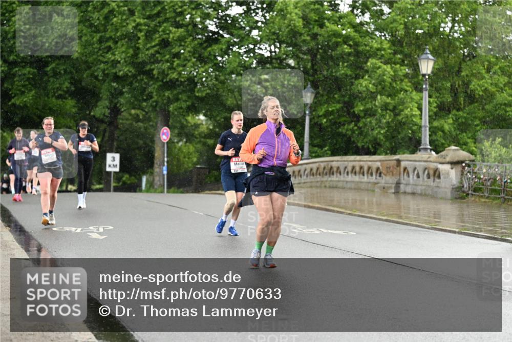 14.06.2026 - REWE Women's Run Dr. Thomas Lammeyer http://msf.ph/oto/9770633 14.06.2026 09:48:18 Laufen 3 meine-sportfotos.de