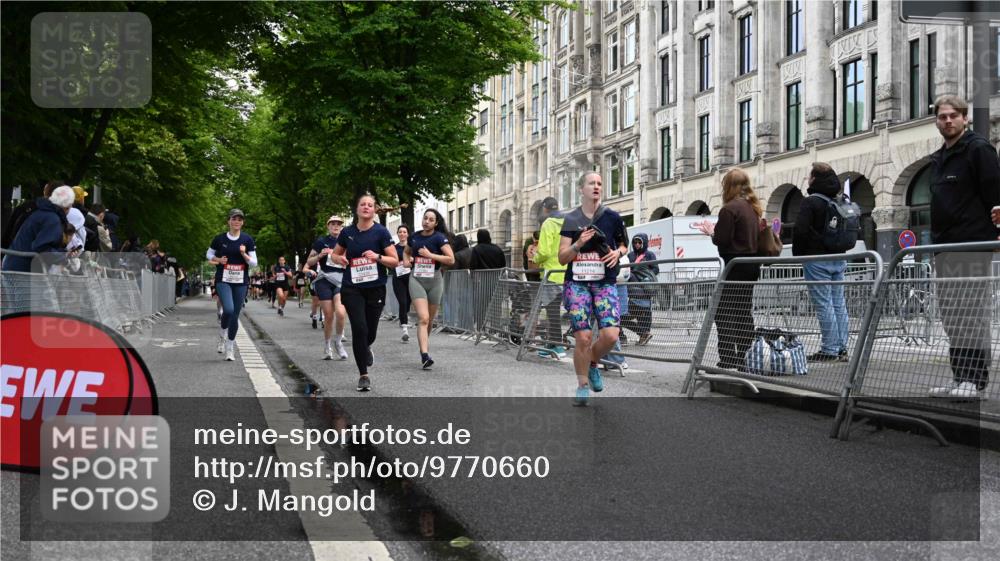 14.06.2026 - REWE Women's Run J. Mangold http://msf.ph/oto/9770660 14.06.2026 09:56:40 Ziel 10167, 10479, 10773, 11055, 11132, 11214, 11283, 11302, 11436, 11509, 11535 meine-sportfotos.de