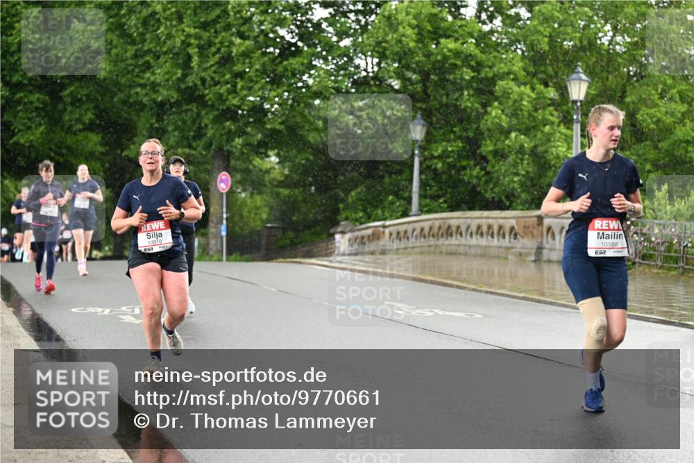 14.06.2026 - REWE Women's Run Dr. Thomas Lammeyer http://msf.ph/oto/9770661 14.06.2026 09:48:21 Laufen 10910, 10588, 7 meine-sportfotos.de
