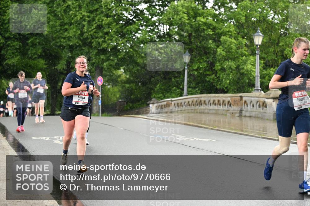 14.06.2026 - REWE Women's Run Dr. Thomas Lammeyer http://msf.ph/oto/9770666 14.06.2026 09:48:21 Laufen 10910, 7, 10588, 57 meine-sportfotos.de