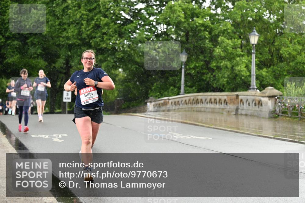 14.06.2026 - REWE Women's Run Dr. Thomas Lammeyer http://msf.ph/oto/9770673 14.06.2026 09:48:21 Laufen 10910, 7 meine-sportfotos.de