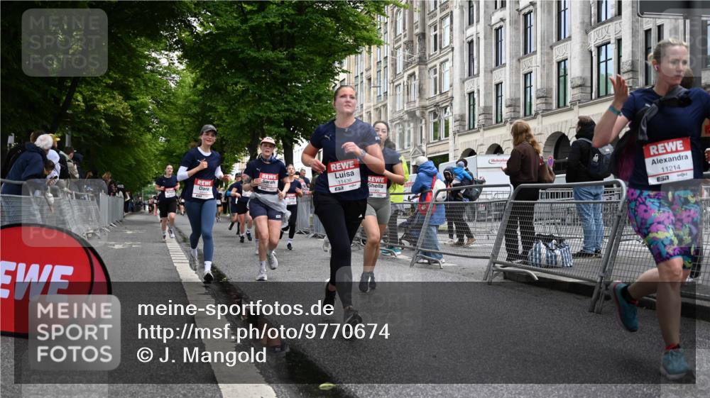 14.06.2026 - REWE Women's Run J. Mangold http://msf.ph/oto/9770674 14.06.2026 09:56:41 Ziel 10167, 10479, 10740, 10773, 11055, 11132, 11214, 11302, 11344, 11436, 11509, 11535 meine-sportfotos.de