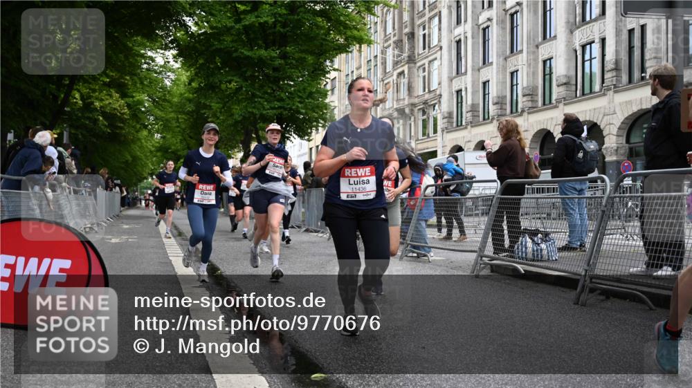 14.06.2026 - REWE Women's Run J. Mangold http://msf.ph/oto/9770676 14.06.2026 09:56:41 Ziel 10167, 10479, 10740, 10773, 11055, 11132, 11214, 11302, 11344, 11436, 11509, 11535 meine-sportfotos.de