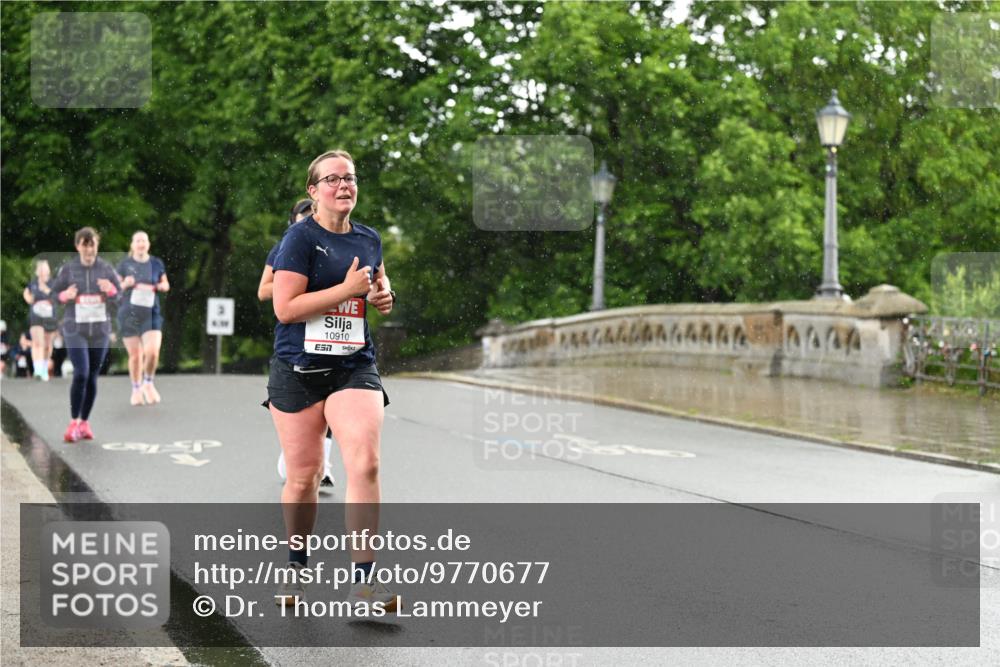 14.06.2026 - REWE Women's Run Dr. Thomas Lammeyer http://msf.ph/oto/9770677 14.06.2026 09:48:21 Laufen 4, 10910, 7 meine-sportfotos.de