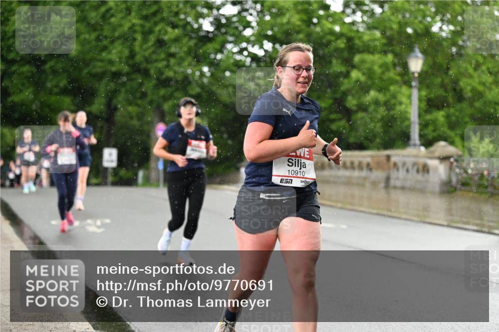 14.06.2026 - REWE Women's Run Dr. Thomas Lammeyer http://msf.ph/oto/9770691 14.06.2026 09:48:22 Laufen 10910 meine-sportfotos.de