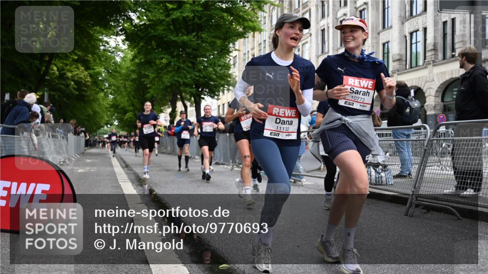 14.06.2026 - REWE Women's Run J. Mangold http://msf.ph/oto/9770693 14.06.2026 09:56:43 Ziel 10167, 10253, 10479, 10740, 10773, 10844, 11055, 11132, 11214, 11302, 11344, 11436, 11509, 11535 meine-sportfotos.de