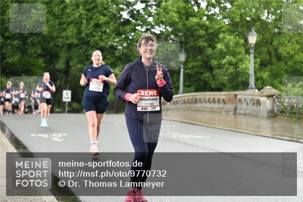 14.06.2026 - REWE Women's Run Dr. Thomas Lammeyer http://msf.ph/oto/9770732 14.06.2026 09:48:26 Laufen 11188, 7 meine-sportfotos.de