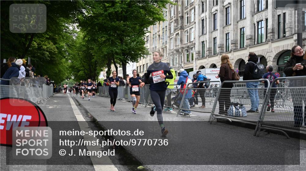14.06.2026 - REWE Women's Run J. Mangold http://msf.ph/oto/9770736 14.06.2026 09:56:49 Ziel 10131, 10167, 10253, 10287, 10463, 10740, 10844, 11016, 11055, 11344 meine-sportfotos.de