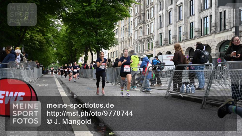 14.06.2026 - REWE Women's Run J. Mangold http://msf.ph/oto/9770744 14.06.2026 09:56:50 Ziel 10131, 10253, 10287, 10463, 10740, 10844, 11016, 11344 meine-sportfotos.de