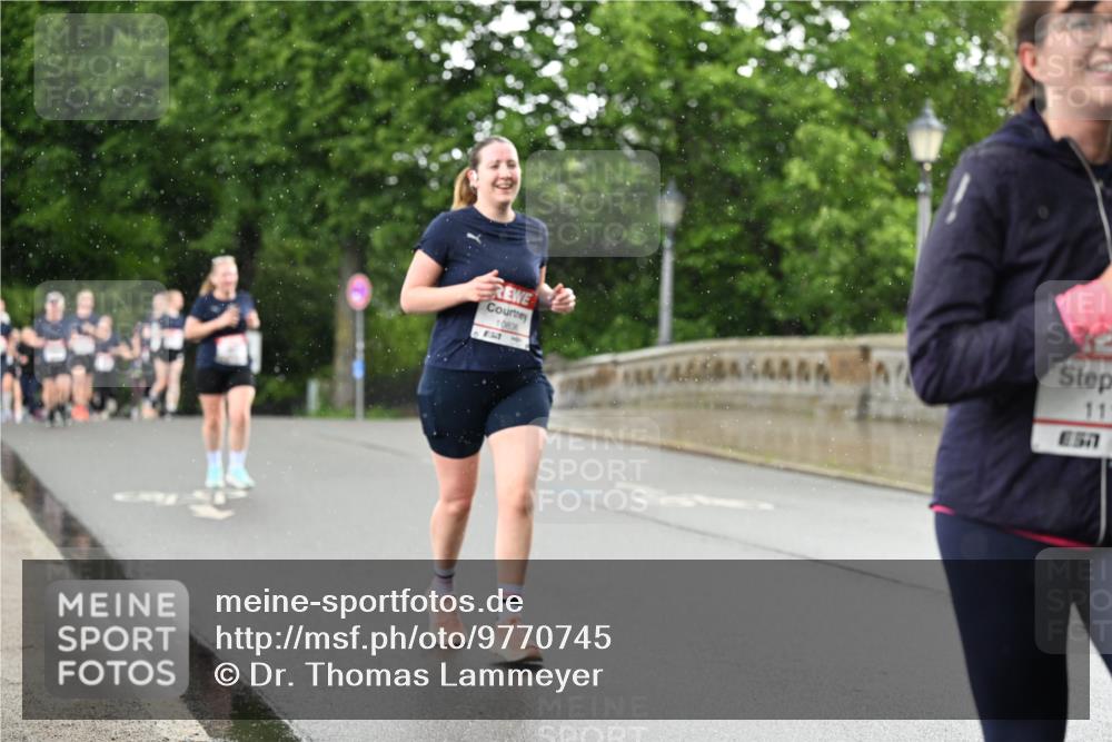 14.06.2026 - REWE Women's Run Dr. Thomas Lammeyer http://msf.ph/oto/9770745 14.06.2026 09:48:27 Laufen 10836, 857, 11 meine-sportfotos.de