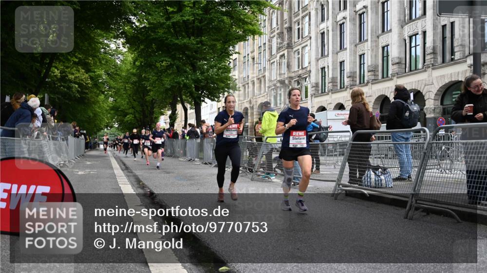 14.06.2026 - REWE Women's Run J. Mangold http://msf.ph/oto/9770753 14.06.2026 09:56:51 Ziel 10131, 10253, 10287, 10463, 10543, 10740, 10844, 11016, 11344 meine-sportfotos.de