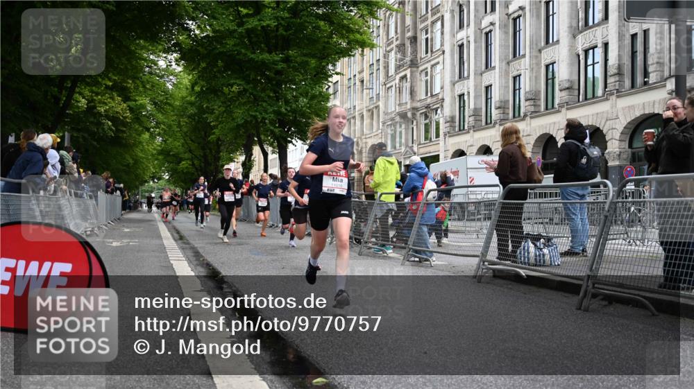 14.06.2026 - REWE Women's Run J. Mangold http://msf.ph/oto/9770757 14.06.2026 09:56:54 Ziel 10131, 10287, 10385, 10463, 10543, 10611, 10835, 10926, 11016 meine-sportfotos.de