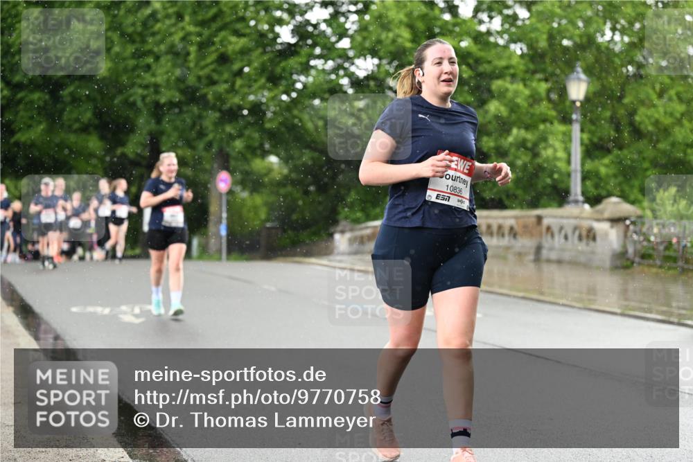 14.06.2026 - REWE Women's Run Dr. Thomas Lammeyer http://msf.ph/oto/9770758 14.06.2026 09:48:27 Laufen 10836, 7 meine-sportfotos.de