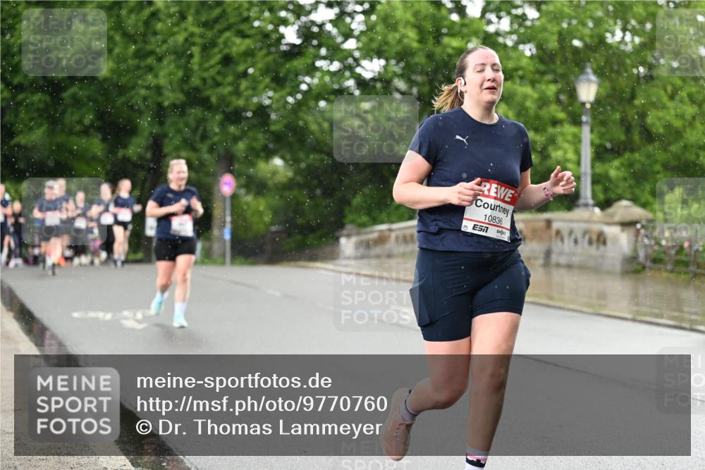 14.06.2026 - REWE Women's Run Dr. Thomas Lammeyer http://msf.ph/oto/9770760 14.06.2026 09:48:28 Laufen 10836 meine-sportfotos.de