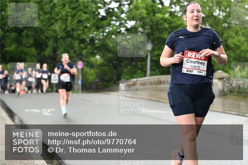14.06.2026 - REWE Women's Run Dr. Thomas Lammeyer http://msf.ph/oto/9770764 14.06.2026 09:48:28 Laufen 10836, 7 meine-sportfotos.de