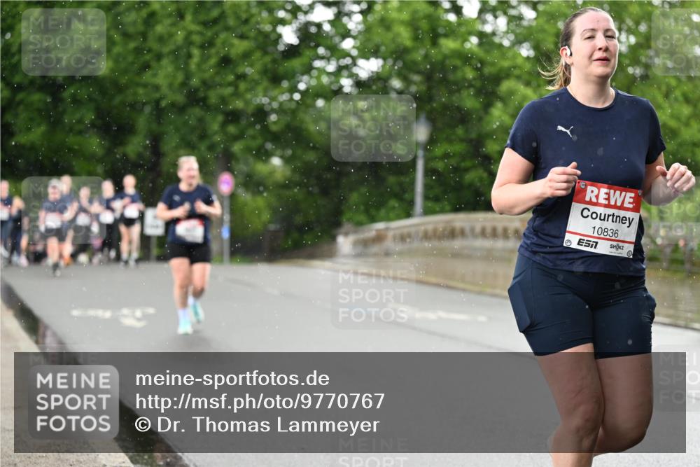 14.06.2026 - REWE Women's Run Dr. Thomas Lammeyer http://msf.ph/oto/9770767 14.06.2026 09:48:28 Laufen 10836 meine-sportfotos.de