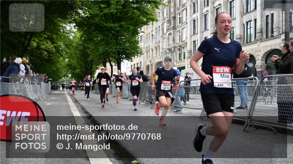 14.06.2026 - REWE Women's Run J. Mangold http://msf.ph/oto/9770768 14.06.2026 09:56:55 Ziel 10131, 10287, 10385, 10463, 10543, 10611, 10835, 10926, 11016 meine-sportfotos.de