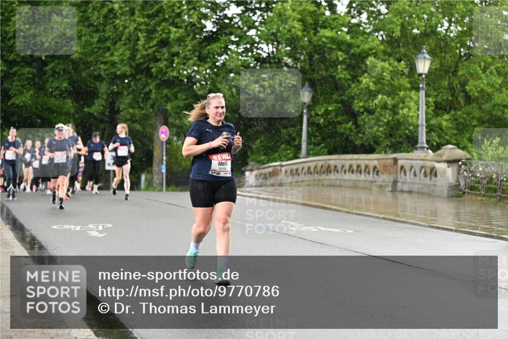 14.06.2026 - REWE Women's Run Dr. Thomas Lammeyer http://msf.ph/oto/9770786 14.06.2026 09:48:30 Laufen 10164, 4444 meine-sportfotos.de