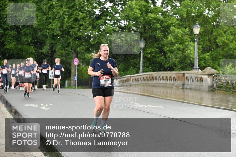 14.06.2026 - REWE Women's Run Dr. Thomas Lammeyer http://msf.ph/oto/9770788 14.06.2026 09:48:30 Laufen 10164, 4404 meine-sportfotos.de