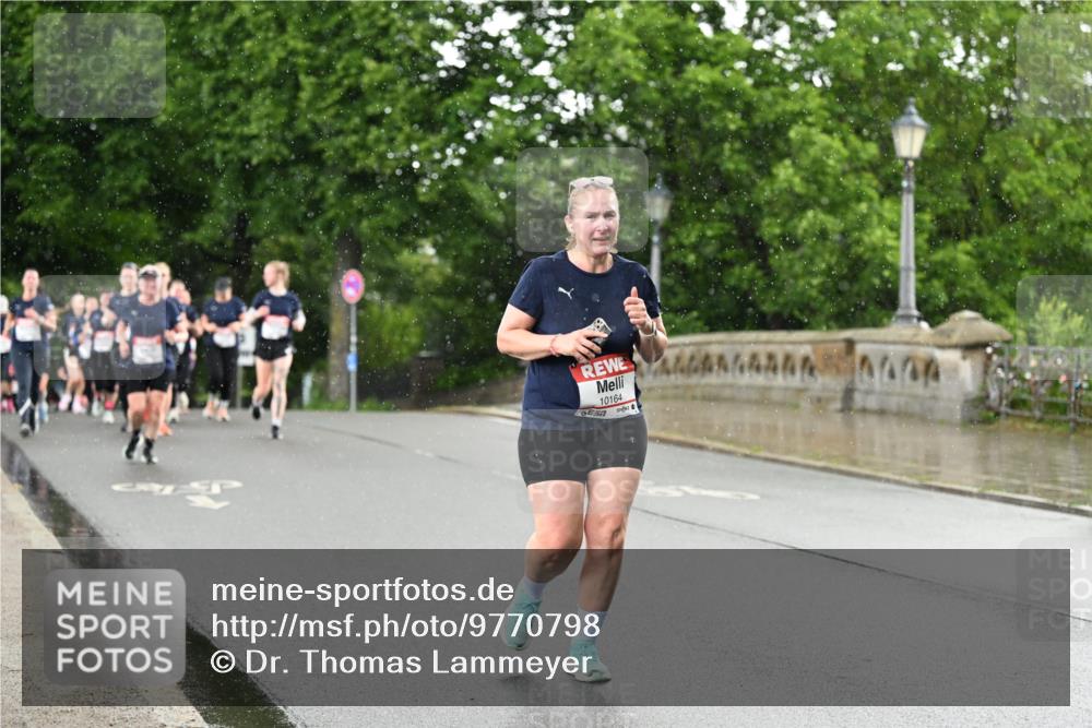 14.06.2026 - REWE Women's Run Dr. Thomas Lammeyer http://msf.ph/oto/9770798 14.06.2026 09:48:31 Laufen 10164 meine-sportfotos.de