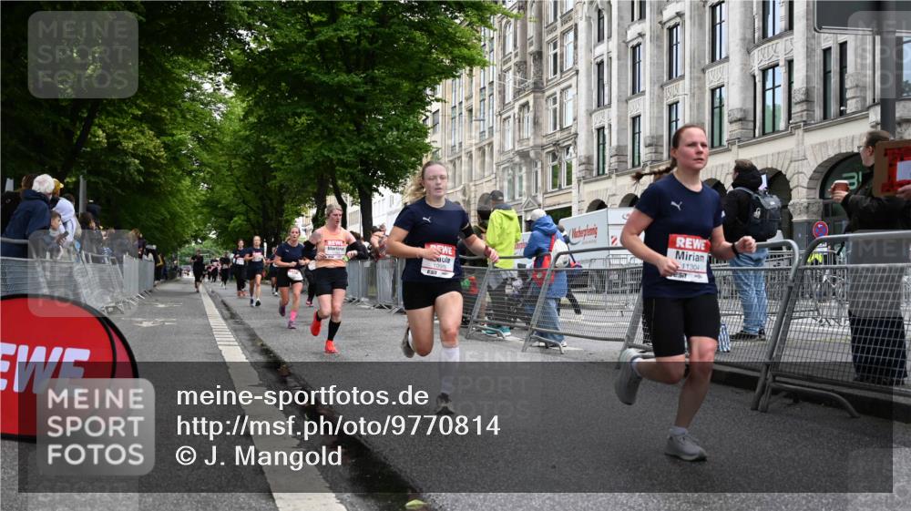 14.06.2026 - REWE Women's Run J. Mangold http://msf.ph/oto/9770814 14.06.2026 09:57:02 Ziel 10075, 10226, 10385, 10611, 10835, 10901, 10926, 10976, 11183, 11304 meine-sportfotos.de