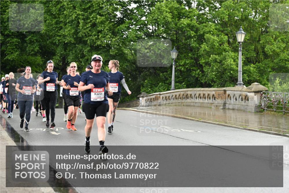 14.06.2026 - REWE Women's Run Dr. Thomas Lammeyer http://msf.ph/oto/9770822 14.06.2026 09:48:34 Laufen 0646, 11036 meine-sportfotos.de