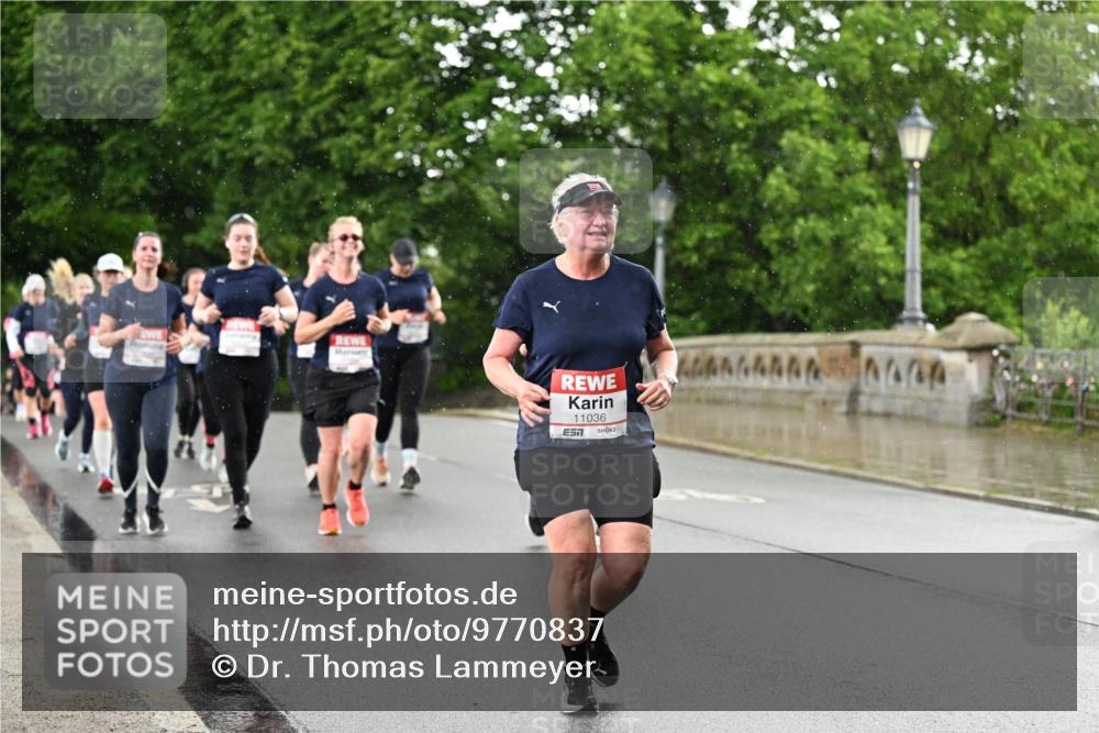 14.06.2026 - REWE Women's Run Dr. Thomas Lammeyer http://msf.ph/oto/9770837 14.06.2026 09:48:35 Laufen 11036 meine-sportfotos.de