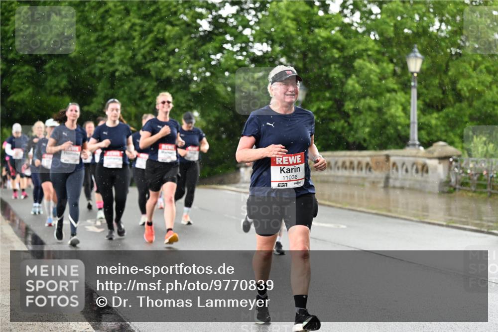 14.06.2026 - REWE Women's Run Dr. Thomas Lammeyer http://msf.ph/oto/9770839 14.06.2026 09:48:35 Laufen 11036, 7 meine-sportfotos.de