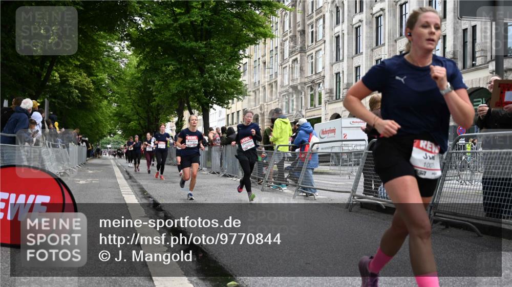 14.06.2026 - REWE Women's Run J. Mangold http://msf.ph/oto/9770844 14.06.2026 09:57:06 Ziel 10075, 10173, 10226, 10802, 10901, 10976, 11183, 11262, 11276, 11304 meine-sportfotos.de