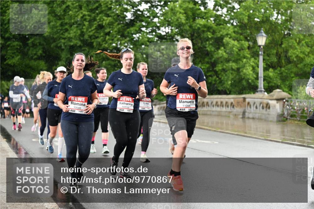 14.06.2026 - REWE Women's Run Dr. Thomas Lammeyer http://msf.ph/oto/9770867 14.06.2026 09:48:37 Laufen 10646, 7, 10538, 7, 11098, 7 meine-sportfotos.de
