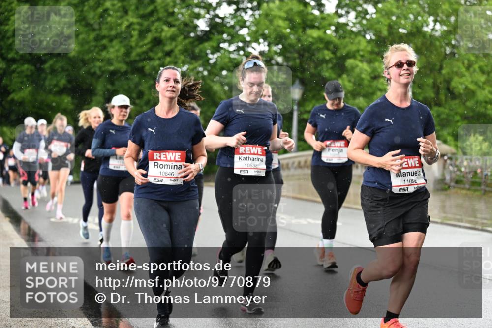 14.06.2026 - REWE Women's Run Dr. Thomas Lammeyer http://msf.ph/oto/9770879 14.06.2026 09:48:38 Laufen 10646, 7, 10538, 7, 11098, 7 meine-sportfotos.de