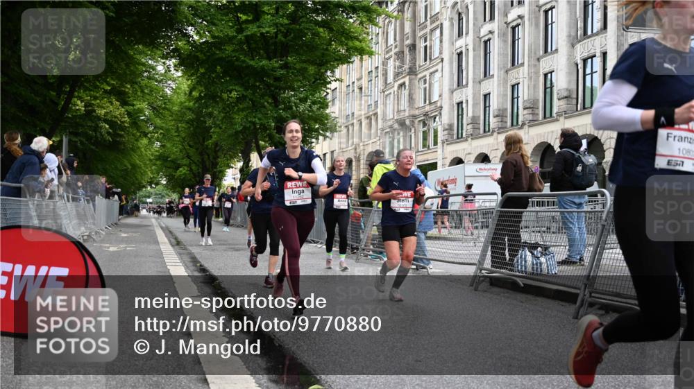 14.06.2026 - REWE Women's Run J. Mangold http://msf.ph/oto/9770880 14.06.2026 09:57:11 Ziel 10173, 10226, 10310, 10377, 10802, 10901, 11131, 11262, 11276, 11423 meine-sportfotos.de