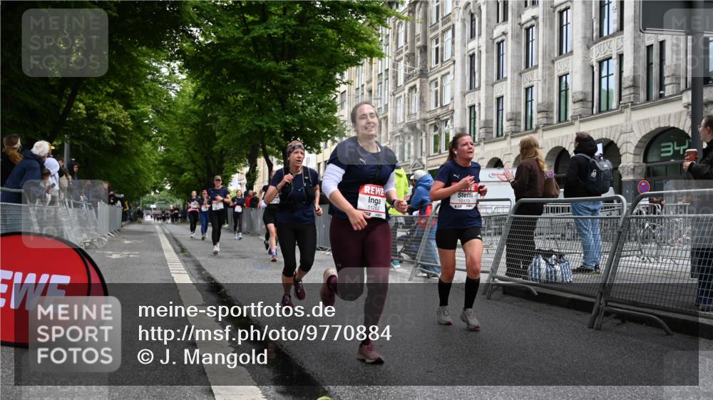 14.06.2026 - REWE Women's Run J. Mangold http://msf.ph/oto/9770884 14.06.2026 09:57:11 Ziel 10173, 10226, 10310, 10377, 10802, 10901, 11131, 11262, 11276, 11423 meine-sportfotos.de