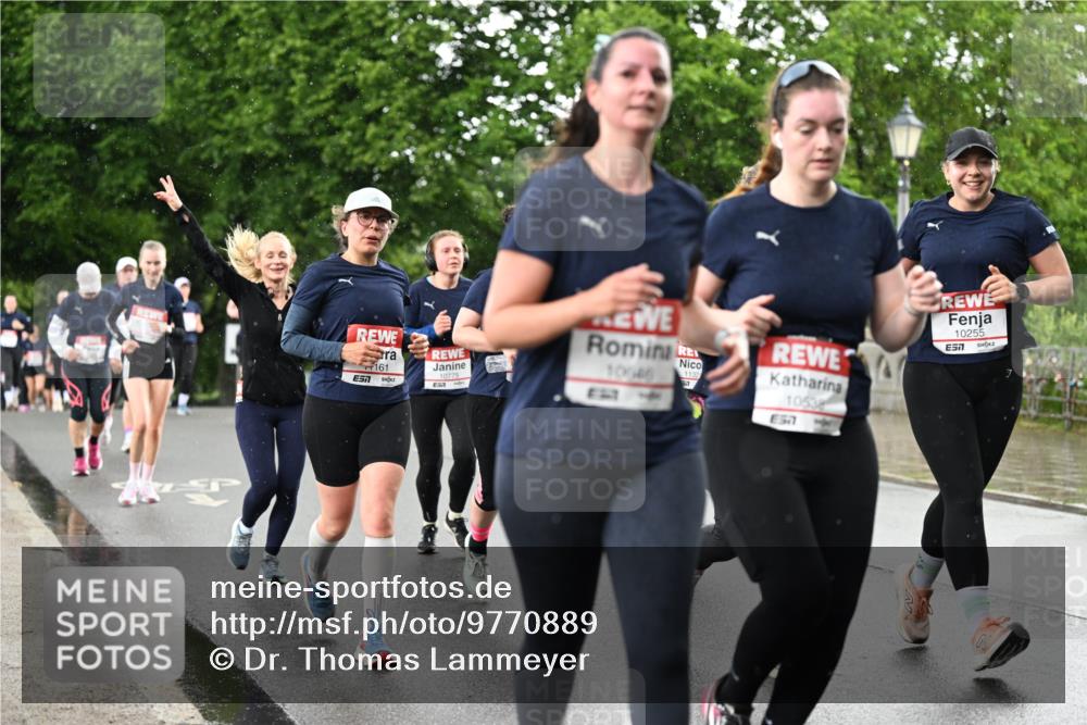 14.06.2026 - REWE Women's Run Dr. Thomas Lammeyer http://msf.ph/oto/9770889 14.06.2026 09:48:38 Laufen 7, 161, 10775, 10046, 10538, 10255, 7 meine-sportfotos.de