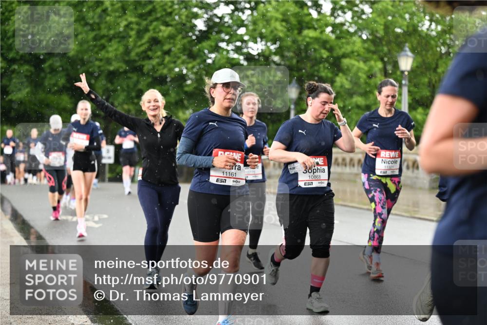 14.06.2026 - REWE Women's Run Dr. Thomas Lammeyer http://msf.ph/oto/9770901 14.06.2026 09:48:39 Laufen 11161, 10775, 10868, 11321 meine-sportfotos.de