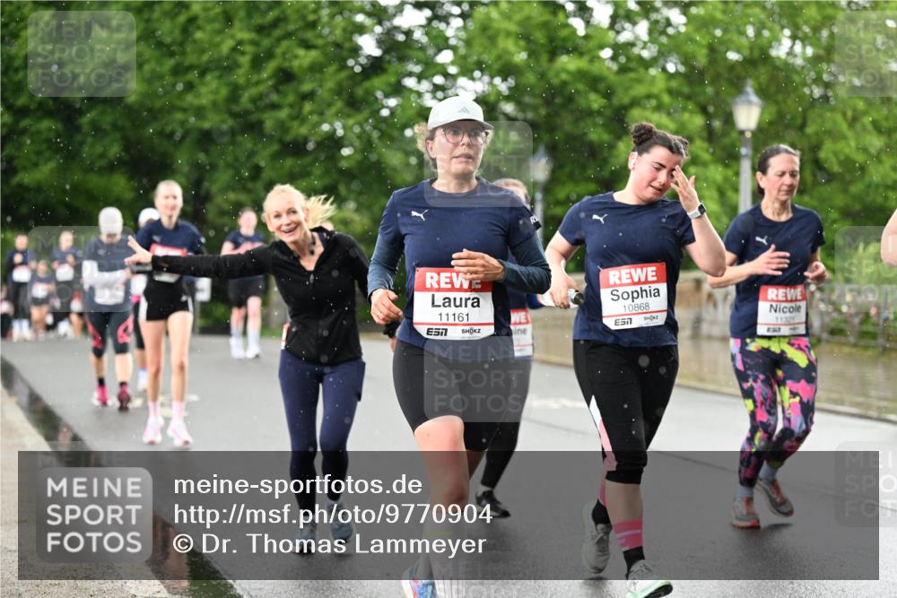 14.06.2026 - REWE Women's Run Dr. Thomas Lammeyer http://msf.ph/oto/9770904 14.06.2026 09:48:39 Laufen 11161, 7, 10868, 11321 meine-sportfotos.de