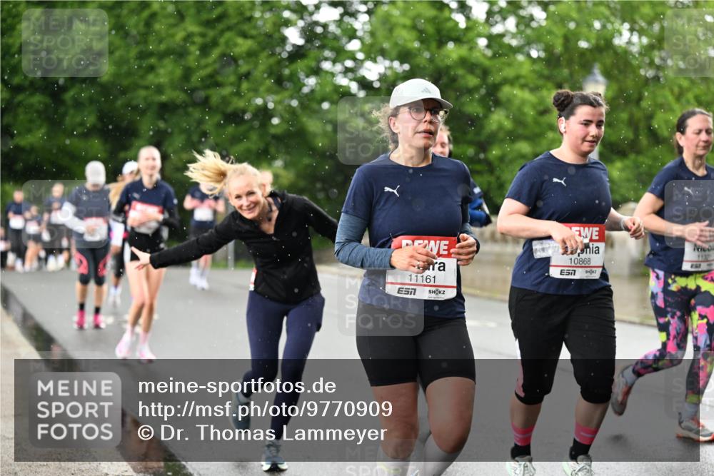 14.06.2026 - REWE Women's Run Dr. Thomas Lammeyer http://msf.ph/oto/9770909 14.06.2026 09:48:40 Laufen 11161, 10868, 1130 meine-sportfotos.de