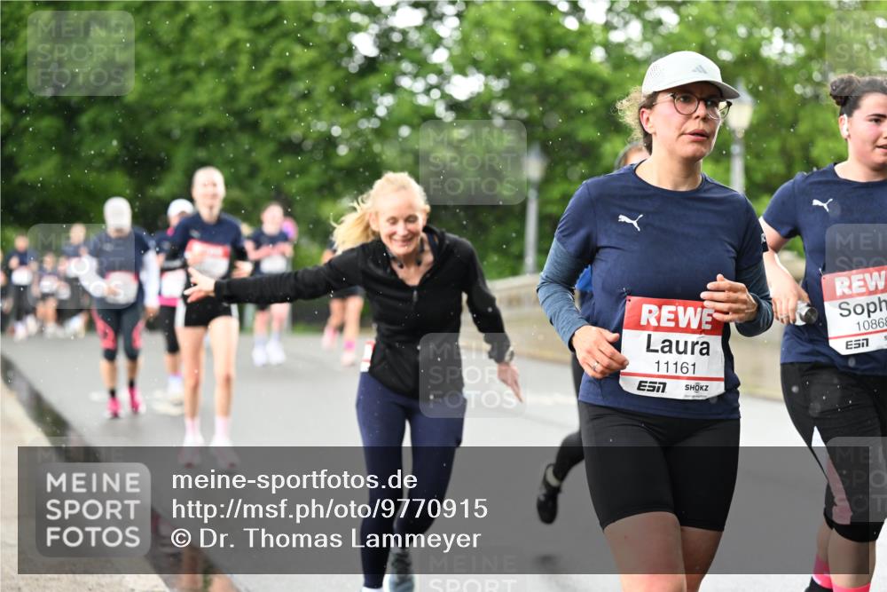 14.06.2026 - REWE Women's Run Dr. Thomas Lammeyer http://msf.ph/oto/9770915 14.06.2026 09:48:40 Laufen 11161, 10868 meine-sportfotos.de