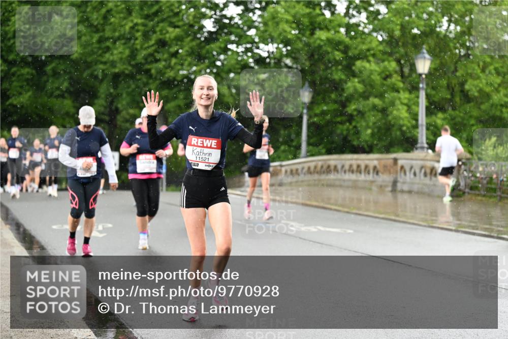 14.06.2026 - REWE Women's Run Dr. Thomas Lammeyer http://msf.ph/oto/9770928 14.06.2026 09:48:41 Laufen 11521 meine-sportfotos.de