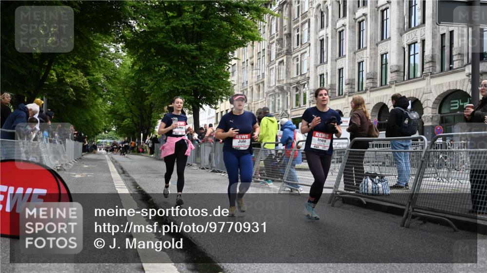 14.06.2026 - REWE Women's Run J. Mangold http://msf.ph/oto/9770931 14.06.2026 09:57:18 Ziel 10310, 10377, 10378, 10815, 11131, 11210 meine-sportfotos.de