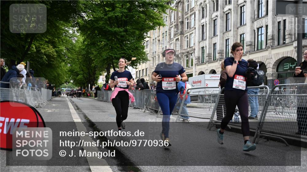 14.06.2026 - REWE Women's Run J. Mangold http://msf.ph/oto/9770936 14.06.2026 09:57:19 Ziel 10310, 10377, 10378, 10815, 11131, 11210 meine-sportfotos.de