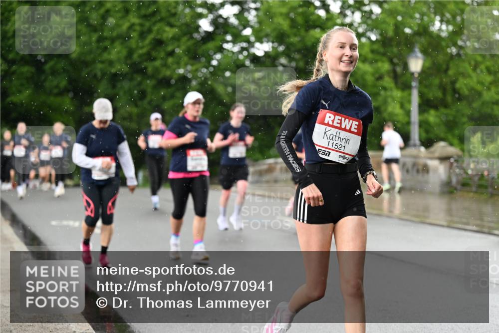 14.06.2026 - REWE Women's Run Dr. Thomas Lammeyer http://msf.ph/oto/9770941 14.06.2026 09:48:42 Laufen 11521 meine-sportfotos.de