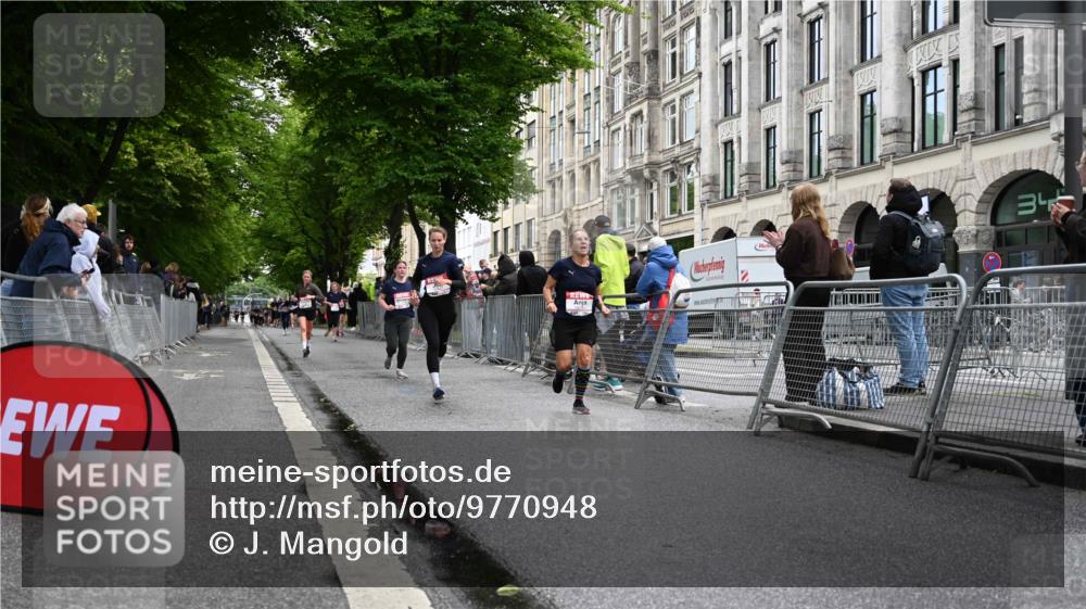 14.06.2026 - REWE Women's Run J. Mangold http://msf.ph/oto/9770948 14.06.2026 09:57:30 Ziel 10193, 10291, 10608, 11417 meine-sportfotos.de